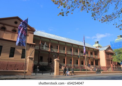 SYDNEY AUSTRALIA - MAY 31, 2017: Unidentified People Visit NSW Parliament House. 