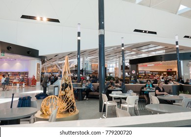 SYDNEY, AUSTRALIA - NOVEMBER 10, 2017: Food Court On Sydney International Airport.