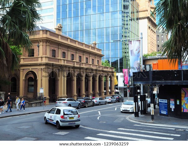 SYDNEY, AUSTRALIA - NOVEMBER 4, 2018: The\
High Court of Australia on King Street,\
Sydney