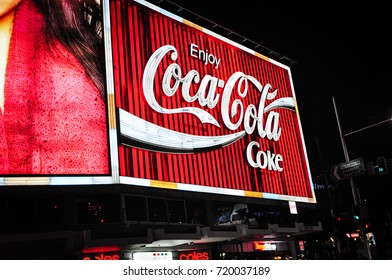 SYDNEY, AUSTRALIA. - On April 13, 2012. - The Coca-Cola Billboard At The Top Of William Street, Kings Cross, Sydney At Night.