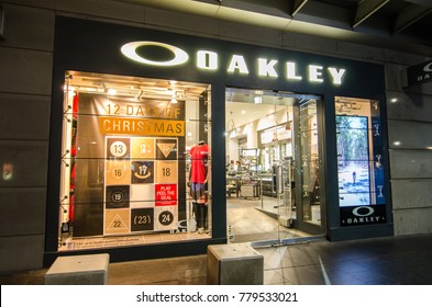 oakley store australia