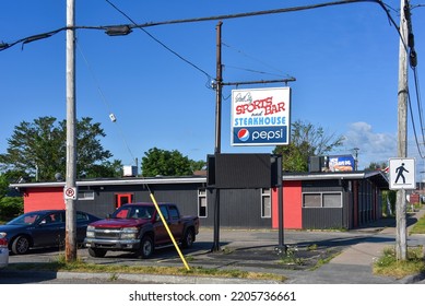 Sydney, Canada - August 6, 2022: The Steel City Sports Bar And Steakhouse On Townsend Street. The Name Refers The Days When The City Was Known For Its Steel Plant, Which Closed For Good In 2001.