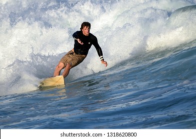 Sydney, New South Wales, Australia. November 2016. A surfer enjoying good waves at Curl Curl Beach on Sydney's north side.