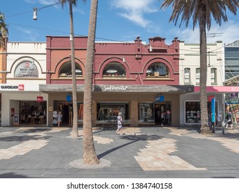 Sydney NSW Australia March 28th 2019 - Manly With Blue Sky And Surf Dive Sky Shop Facade At The Corso