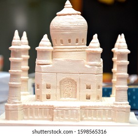 The Symbol Of Ancient Love The Greatest Tak Mahal Miniature 