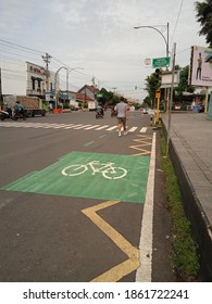 A Symbol Of Bicycle Road On Jalan Jenderal Sudirman Purwokerto Indonesia On November 26, 2020