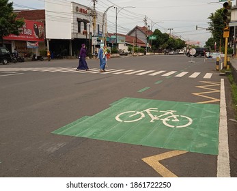 A Symbol Of Bicycle Road On Jalan Jenderal Sudirman Purwokerto Indonesia On November 26, 2020