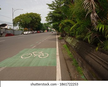 A Symbol Of Bicycle Road On Jalan Jenderal Sudirman Purwokerto Indonesia On November 26, 2020