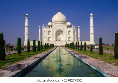 Symbol of love Taj Mahal - Shutterstock ID 1598277352