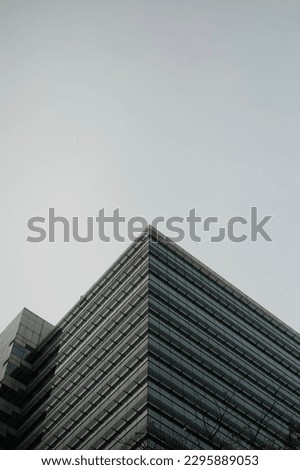 Symmetric Building into the sky