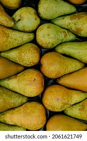 Symmetrical photo of organic pears