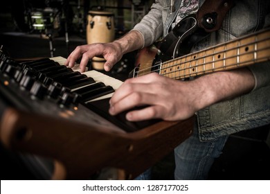 Synth Bass Player