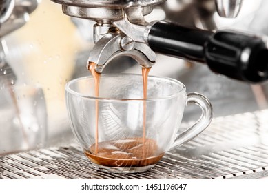 Syphon Alternative Method Of Making Coffee. Coffeemaker Is A Manual Pour-over Style Glass. Cofee Brewing On Black Background