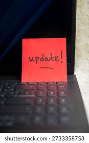 System software update or upgrade text message on a laptop 