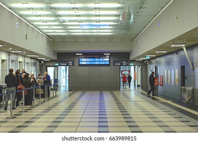 Szczecin, Poland - December 03, 2016: Queue To Cash Desks In The Hall Of The Station.Vestibule Of The Railway Station