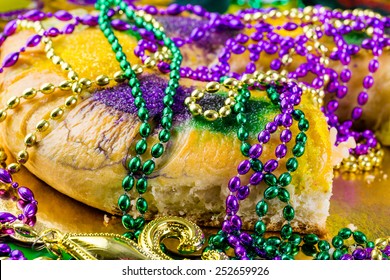 Table decorated for Mardi Gras party.