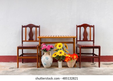 table with flowers