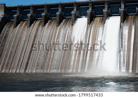 Table Rock Dam flooded in the spring