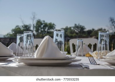Table set up