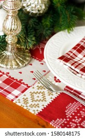 Table Set With Christmas Table Runner 