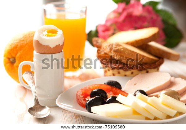 Mesa Para El Desayuno Continental Foto De Stock Editar Ahora