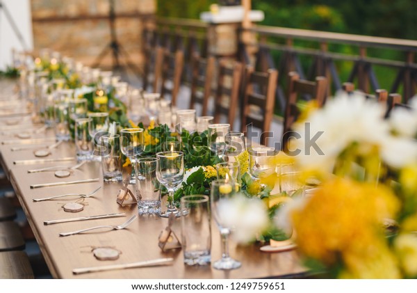 Table Set Special Eventwedding Yellow Green Royalty Free Stock Image