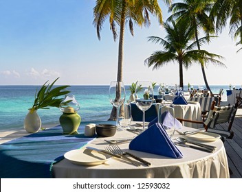  Table Setting At Beach Restaurant