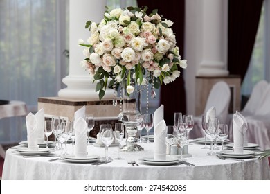 Table Setting At A Luxury Wedding Reception