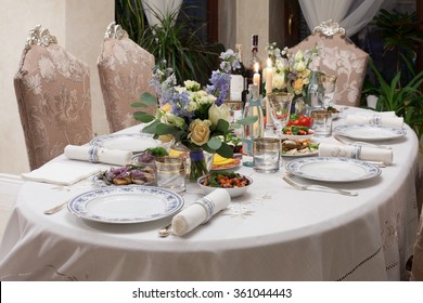 Table Setting At A Luxury Wedding Reception