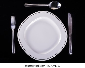 table setting. plate fork knife white empty 