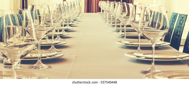 Table Setting In The Restaurant. Banquet, Dinner Party. Wedding