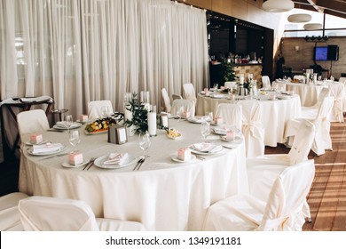 White Round Tablecloth Images Stock Photos Vectors Shutterstock