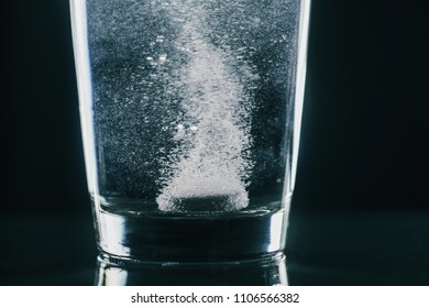 2,467 Fizzy tablet Images, Stock Photos & Vectors | Shutterstock