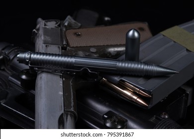 Tactical Pen With Handgun And Rifle Bullet