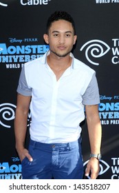 Tahj Mowry At The 