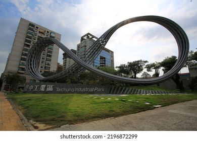 Taichung, Taiwan, May 1 2019: Mobius Strip Statue Outside The Taichung Industrial Park. One Of Industrial Park In Taiwan