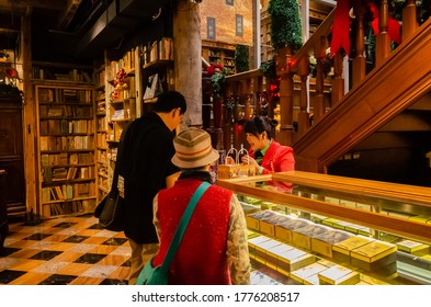 Taichung, Taiwan - November 21th, 2019: Miyahara, The Famous Cake And Ice Store At Taichung, Taiwan