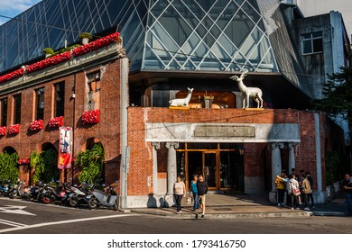 Taichung, Taiwan - November 21th, 2019: Miyahara, The Famous Cake And Ice Store At Taichung, Taiwan