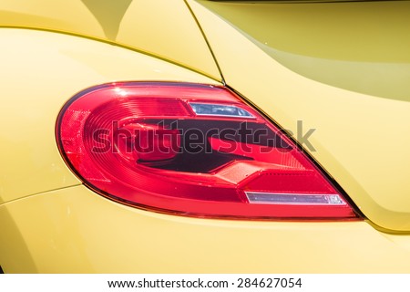 Tail light 