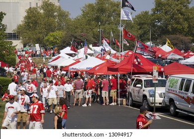 Tailgating before the Ohio State football game