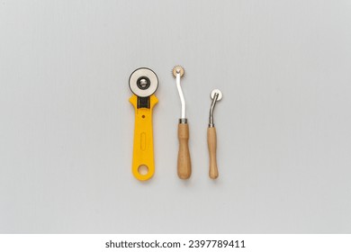 Tailoring sewing tools, tracing wheel, needle point tracing wheel with wood handles