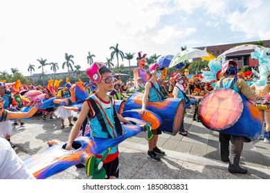 Taipei, OCT 18, 2013 - Rio Carnival Style Dream Parade At Taiwan