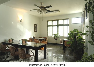 Ceiling Fan In Dining Room Images Stock Photos Vectors Shutterstock