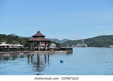 Taiwan - August 26, 2022: Sun Moon Lake Is A Beautiful Alpine Lake Located In The Middle Of Taiwan. Bike Riding Around The Beautiful Lake And Sampling Delicious Food Made By The Indigenous People.