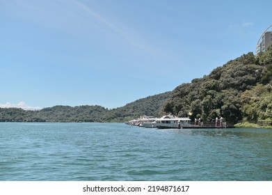 Taiwan - August 26, 2022: Sun Moon Lake Is A Beautiful Alpine Lake Located In The Middle Of Taiwan. Bike Riding Around The Beautiful Lake And Sampling Delicious Food Made By The Indigenous People.