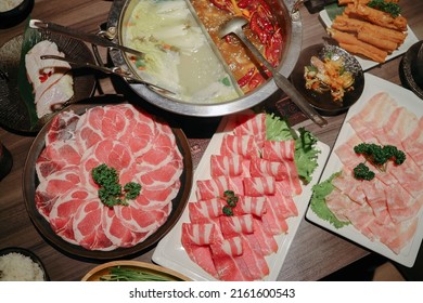 Taiwanese Delicious Food, Hot Pot, Spicy, Chicken, Pork, Beef, Soup Base, Vegetables