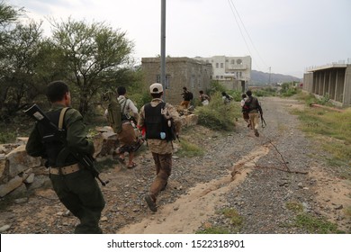 Taiz _ Yemen _ 19 Aug 2016 : Attack Of The Resistance And The National Army In A Battle Against  Houthis In The West Of The Taiz City, Yemen