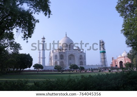 Taj Mahal Cleaning