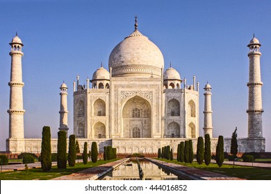 733 Taj mahal front view Images, Stock Photos & Vectors | Shutterstock