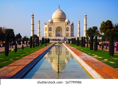 Taj Mahal front with reflection in water
